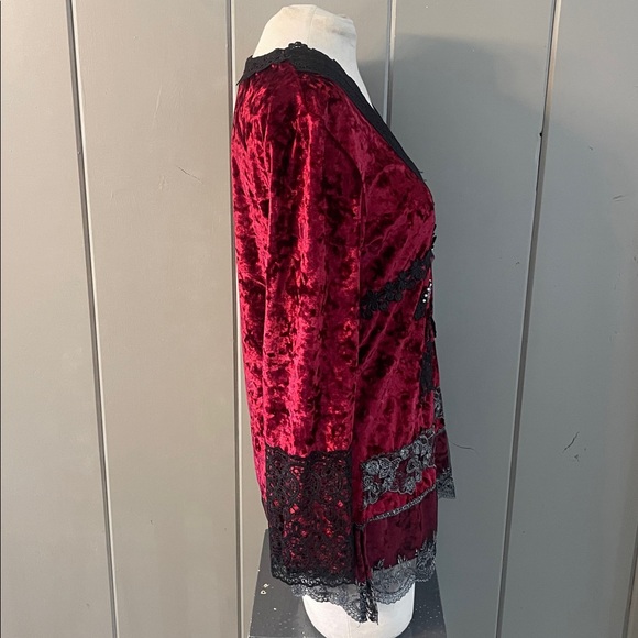 Passion Concept Red Velvet Back Crochet Lace Blouse Boho Flowy Festive - Picture 3 of 7